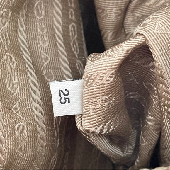 Prada cream beige nappa leather bow tote bag gold hardware - Picture 14 of 14